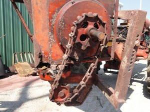 Auger from Ford One-Row Picker Sheller